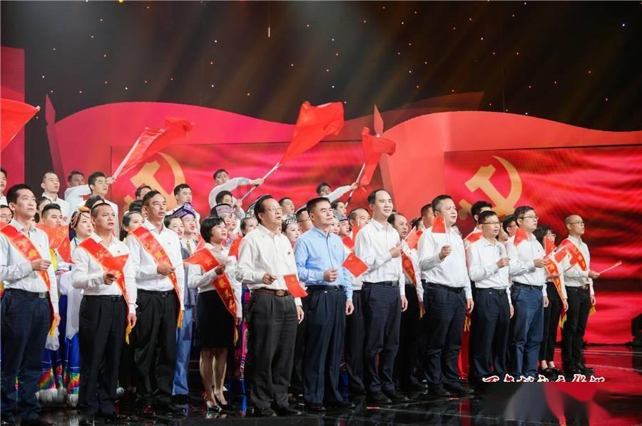 小猫钓鱼游戏龙王版有船